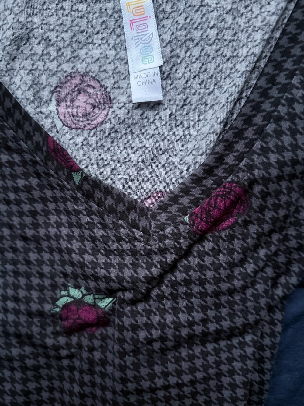 LuLaRoe Gray Houndstooth V-Neck Sweater with Pink Floral Accents